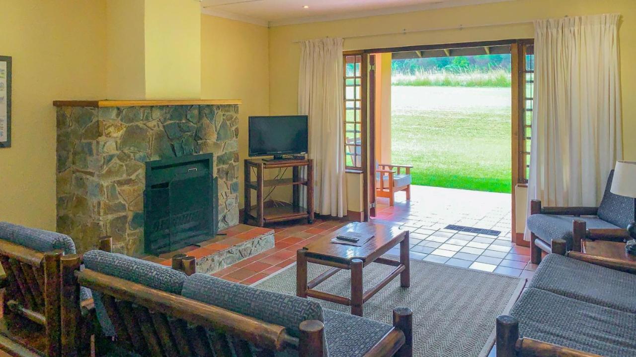 Wits End Mountain Resort Champagne Valley Εξωτερικό φωτογραφία