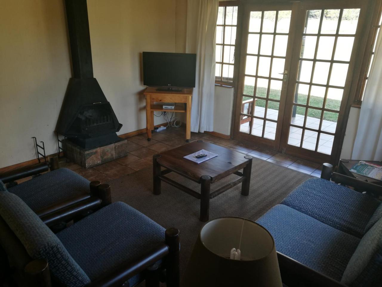 Wits End Mountain Resort Champagne Valley Εξωτερικό φωτογραφία